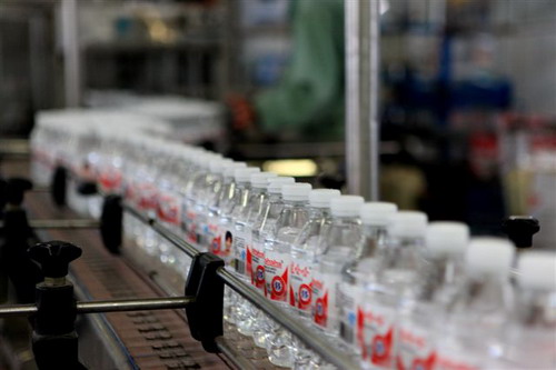 哇哈哈礦泉水生產(chǎn)線